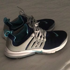 Nike presto shoes